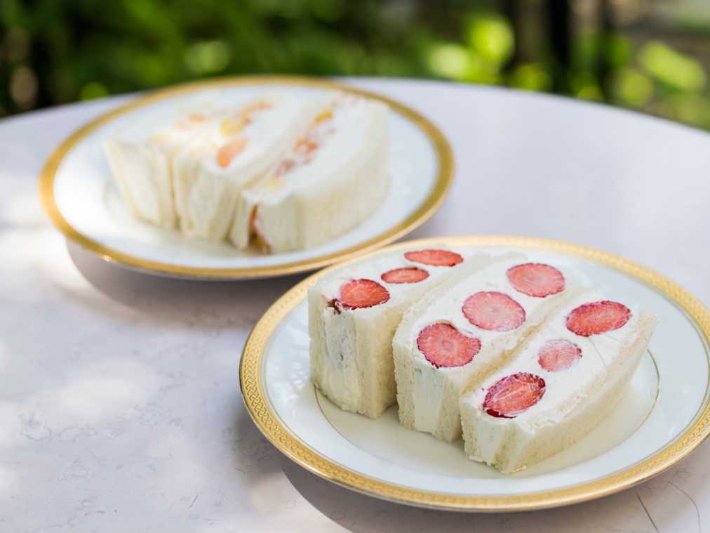 6～11月の間は「なつおとめ苺サンド」1080円を提供