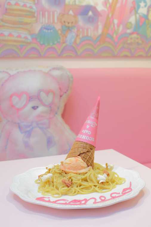 ミルキーカルボナーラ（ポテサラトッピング）810円