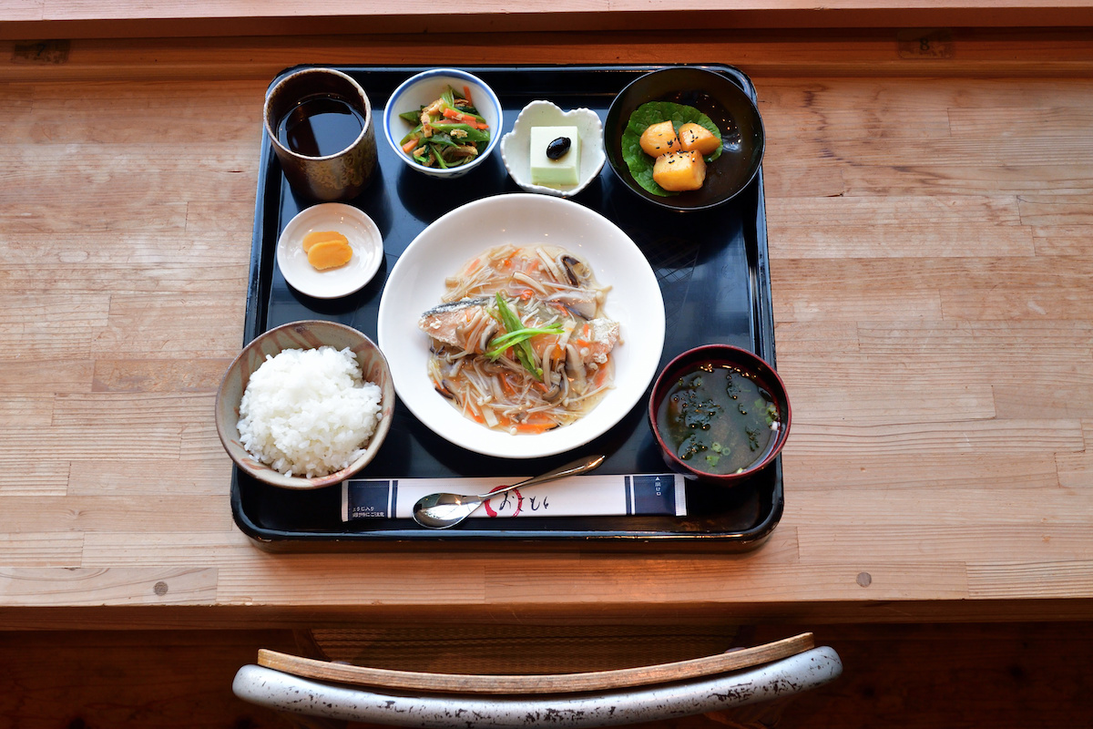 くもべ定食 950円