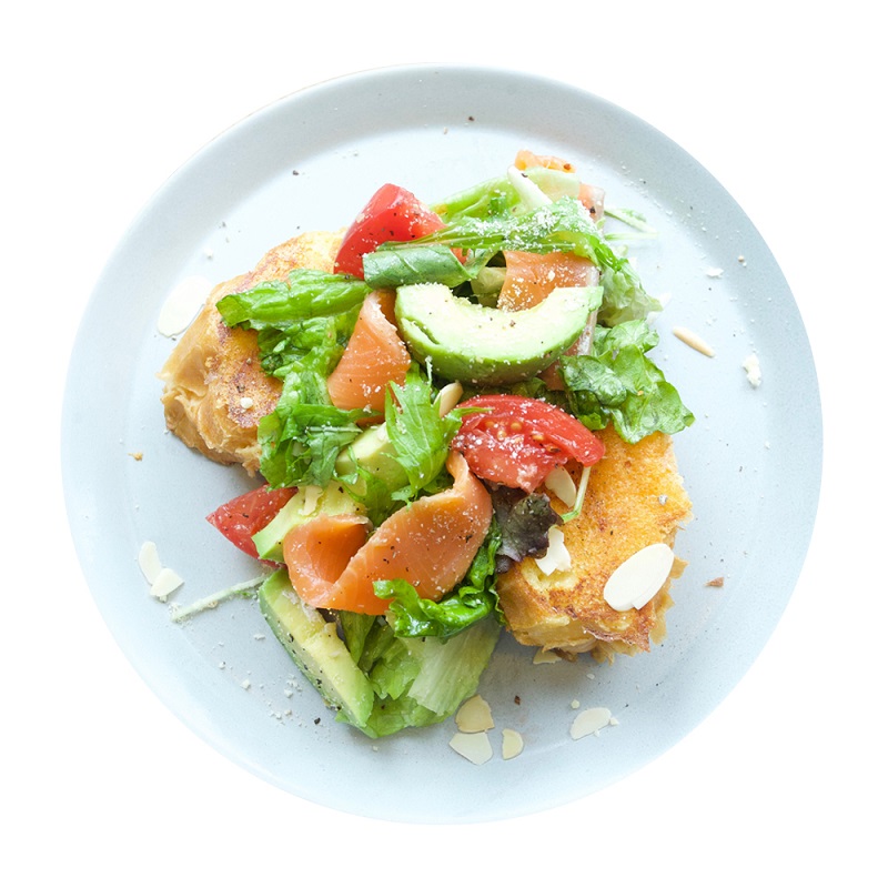 「アボカド・サーモンのチーズフレンチトースト」1400円