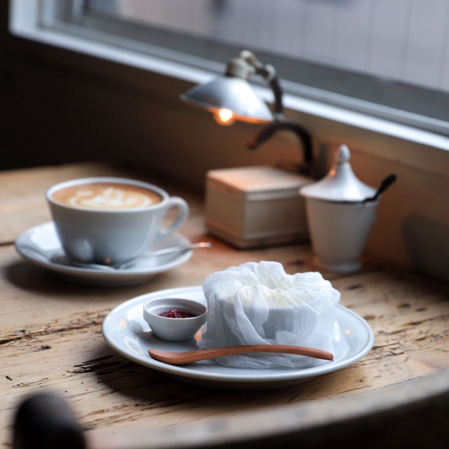 レアチーズ　650円（ドリンクセットは450円）