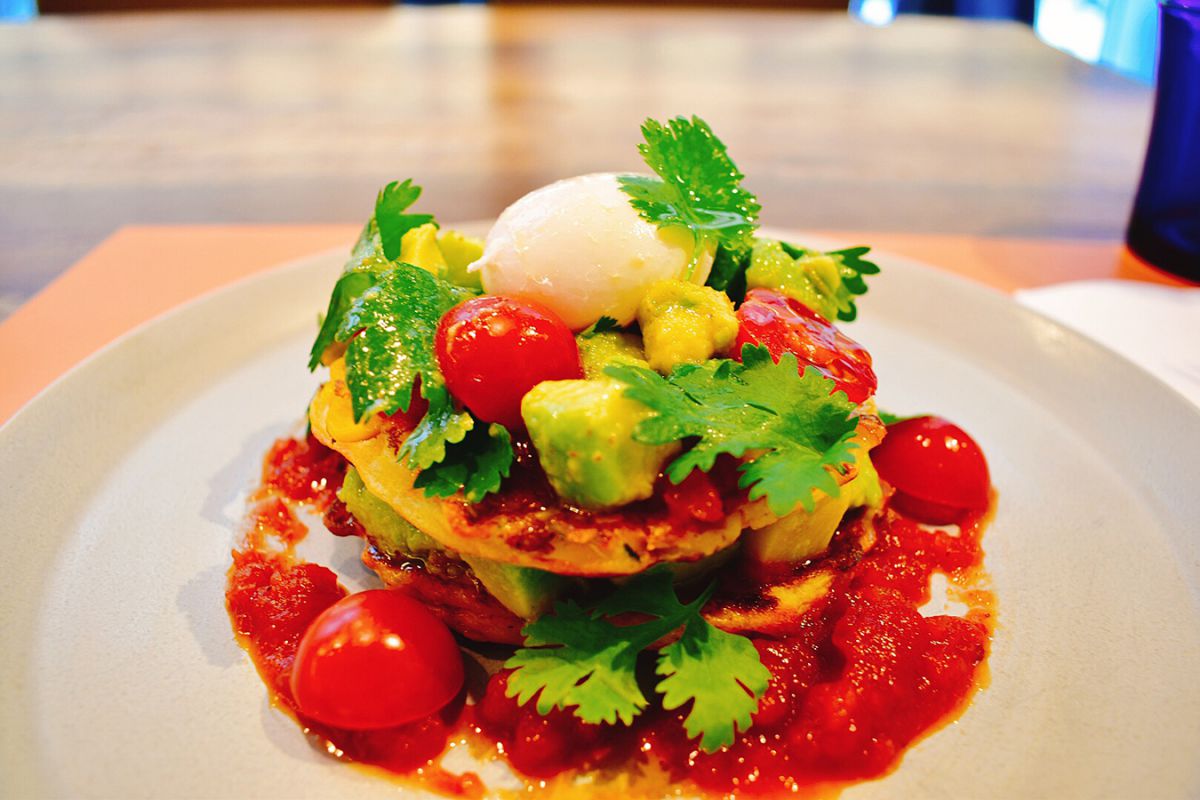 ブランチセット 1512円　※写真はコーンフリッター