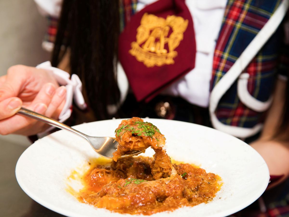 辛トリッパトマト煮　1500円