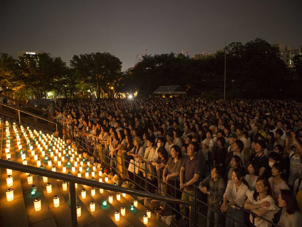 東京タワーが消灯する特別な夜「100万人のキャンドルナイト@増上寺2018」