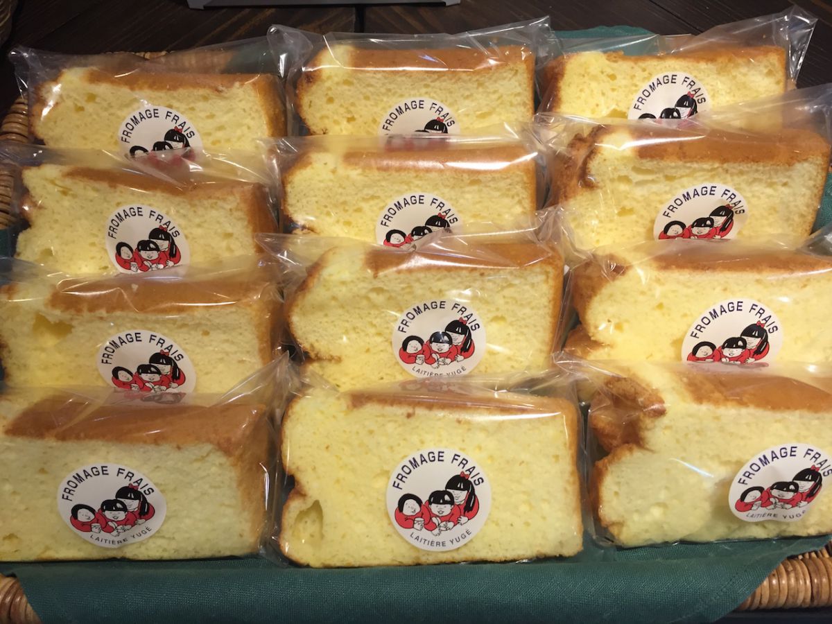 シフォンケーキ　1個378円