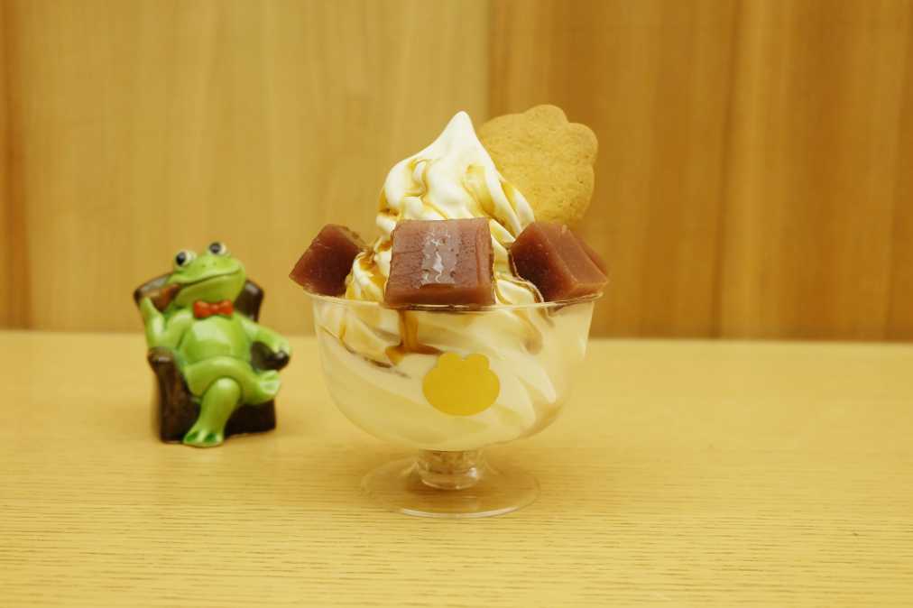 青柳ういろうパフェ　600円