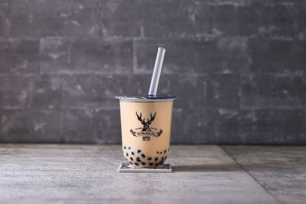 ロイヤルNO.9 タピオカミルクティー　Mサイズ 500円／Lサイズ 600円