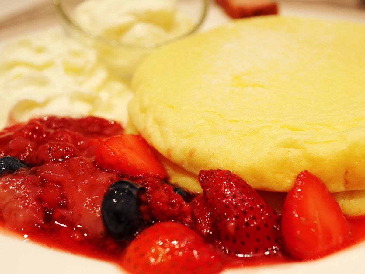 衝撃の新食感パンケーキ店が日本橋高島屋にオープン！【ミスター黒猫の東京スイーツトレンドvol.5】