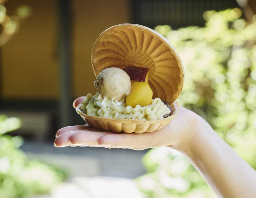 箱根湯寮「八里茶屋」モンブラン最中400円