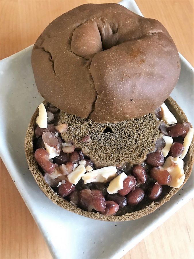 女性に人気の「ほうじ茶と大納言クリームチーズ」 259円