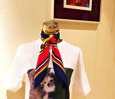 「スカーフ」4320円