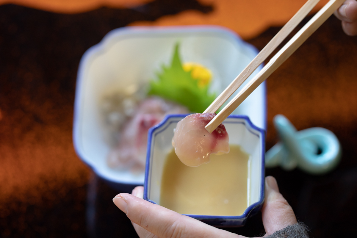 鯉さしみ 1080円