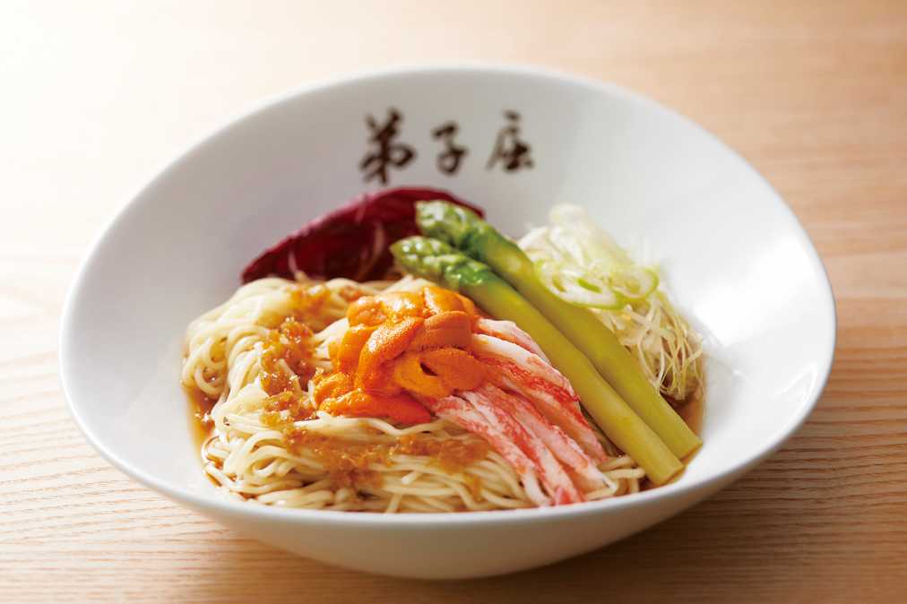 弟子屈町「弟子屈（てしかが）ラーメン」鮭節醤油のウニ冷製麺〈各日20点限り〉1人前1981円