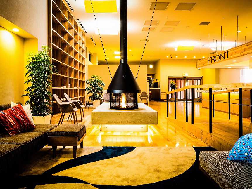 朝から晩まで楽しめる。くつろぎすぎてしまうとウワサの埼玉のおふろcaféに潜入！