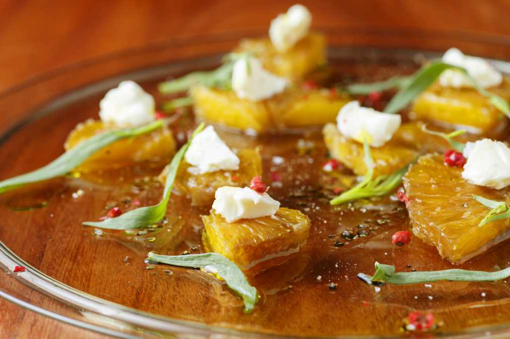 オレンジのスパイスマリネ 550円