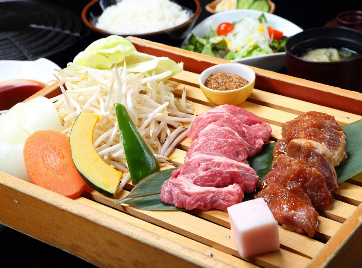 味比べジンギスカン定食　1598円