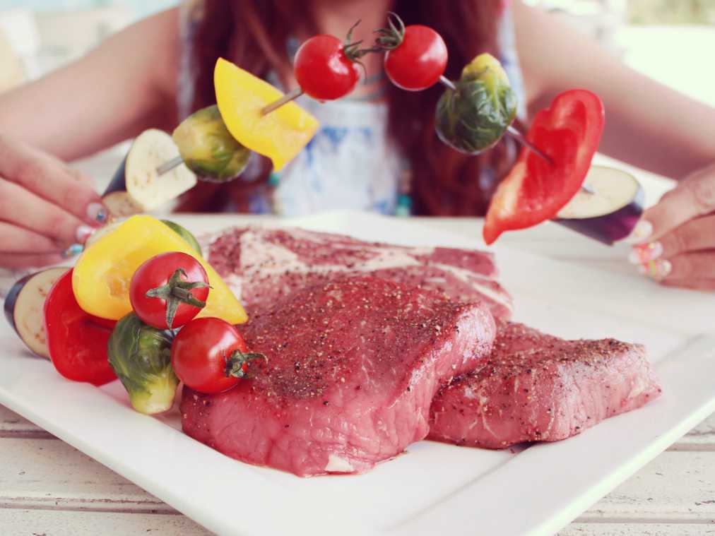 赤身肉で代謝アップ！話題の肉ダイエットとは？専門家に聞いた効果やおすすめメニューを紹介