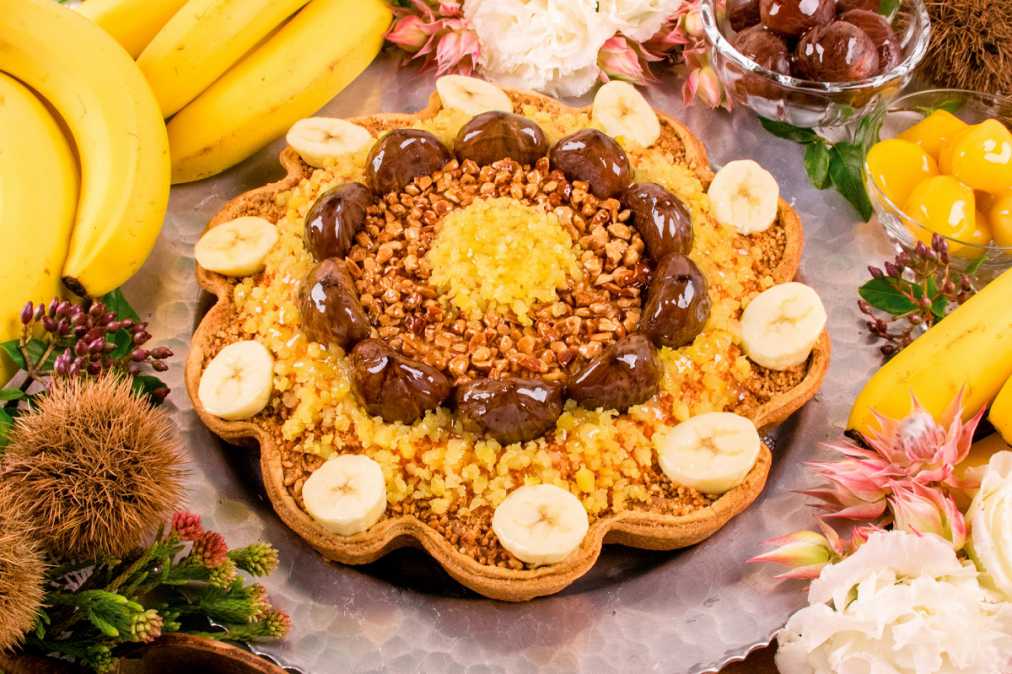 静岡「波型 栗とバナナのクラシックショコラタルト」piece 745円/ whole（25cm）7128円