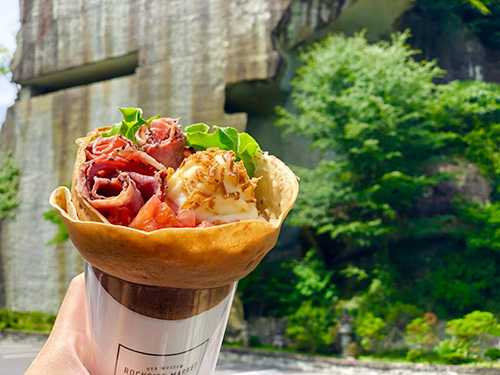 石と光が幻想的な「大谷資料館」。実はカフェが人気って知ってた？