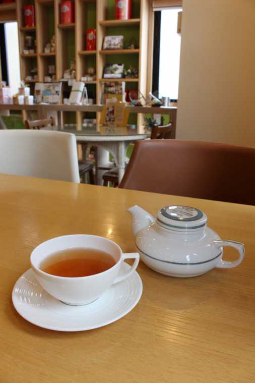 ストレートティー 800円