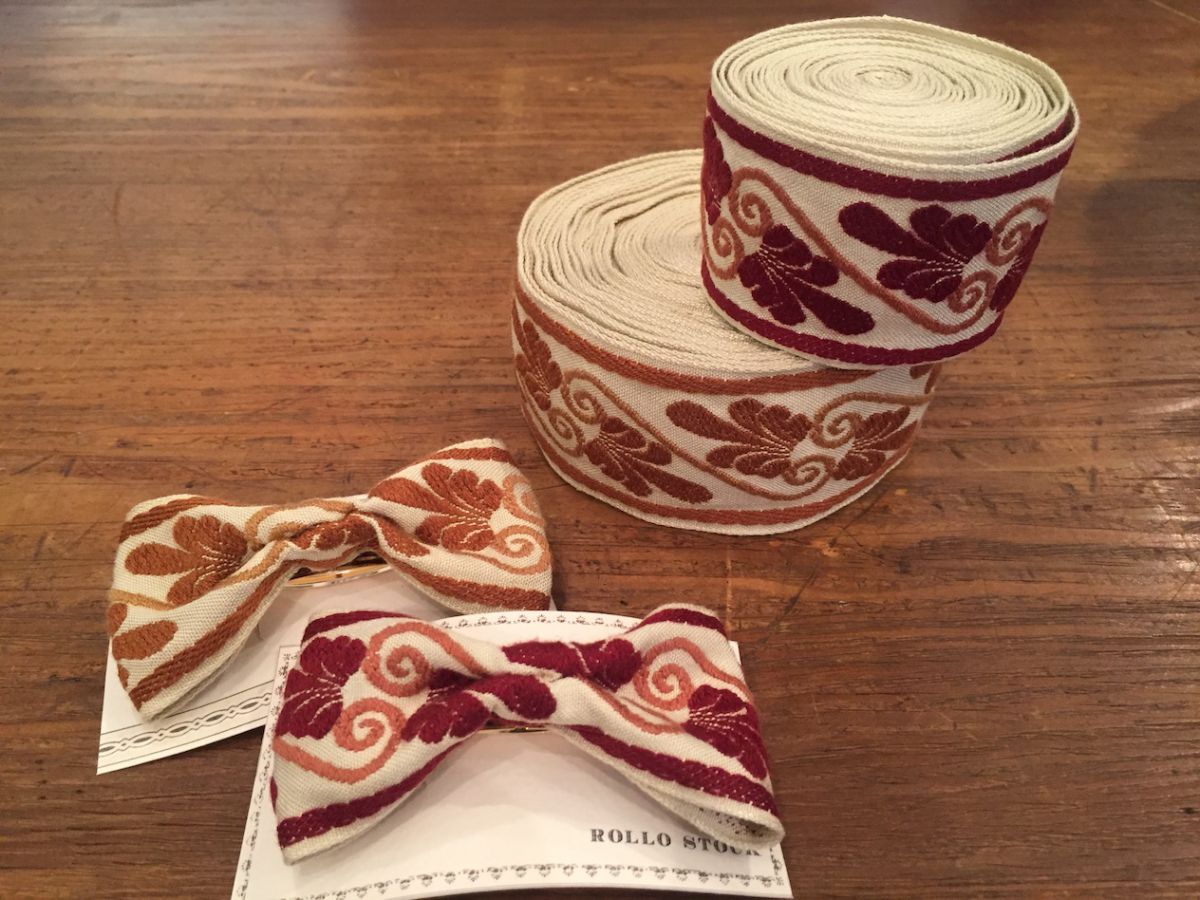 ブローチ　1個900円