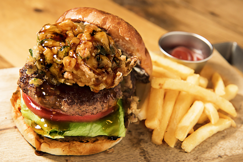 マクレーン天麩羅バーガー　1380円