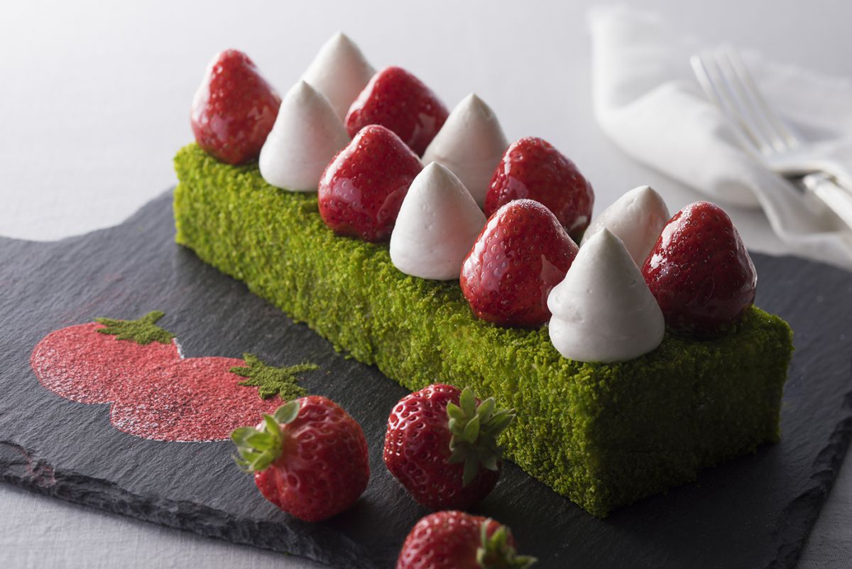 あまおうと八女茶のムース