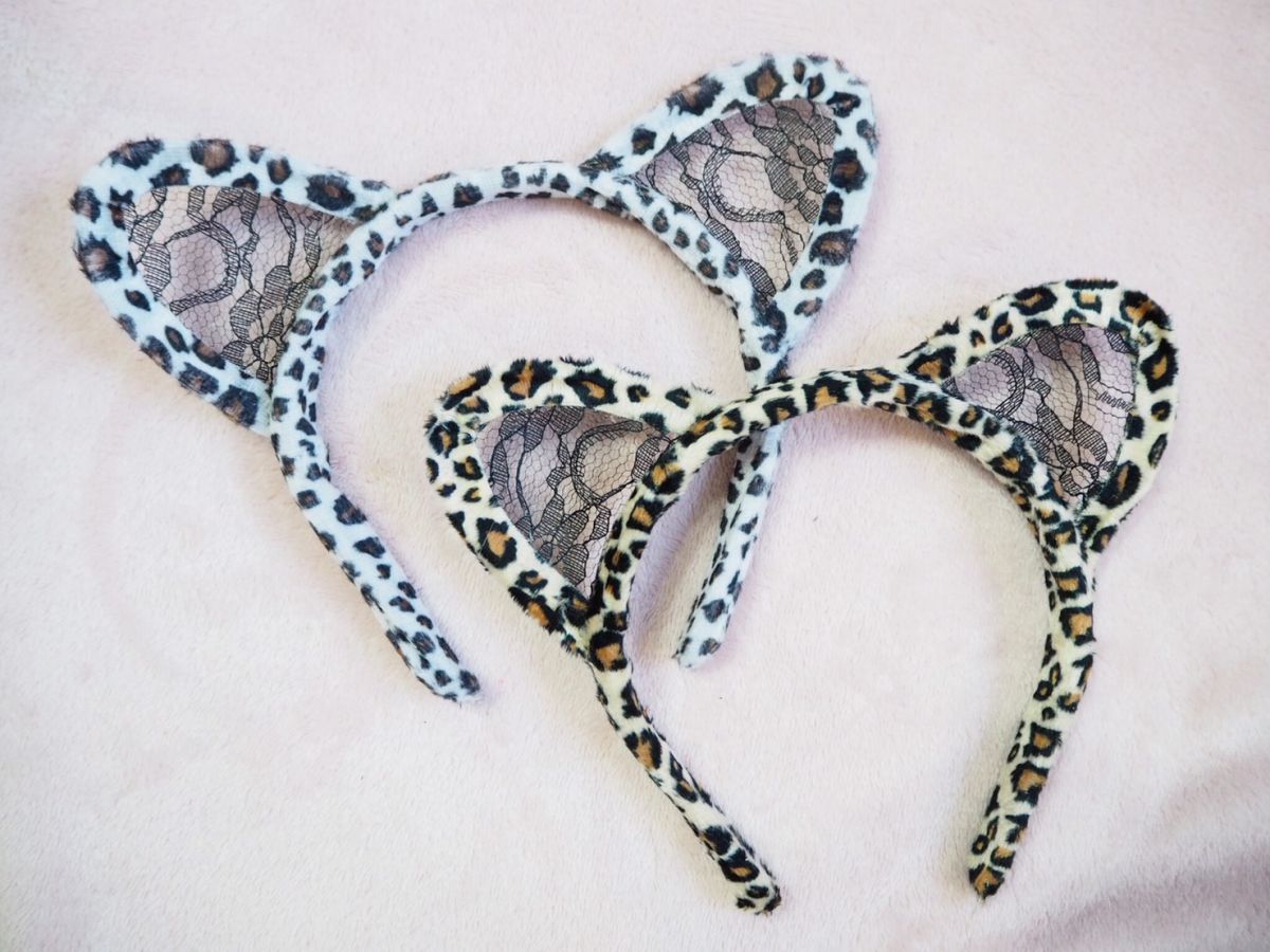 キャットカチューシャ ヒョウ柄　各108円