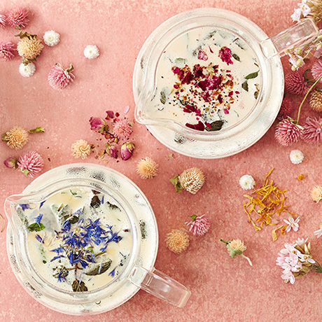 フェアリーズティー ストロベリーローズ 788円、ブルーマロウ 734円※写真はイメージ