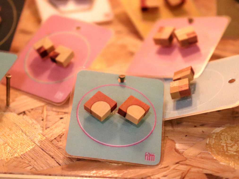 「HIT MARBLES」ピアス　1000円〜