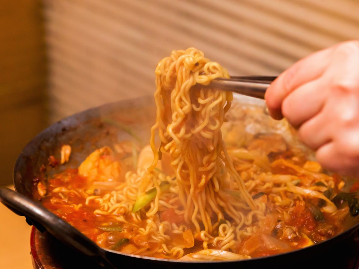 鍋のシメ らーめん 500円