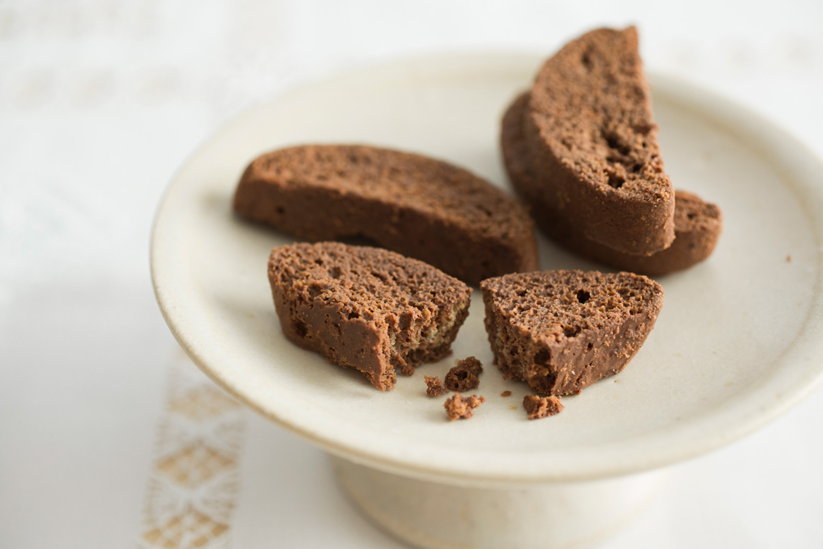 おやつTIMES「会津のチョコラスク」ミルクチョコ味