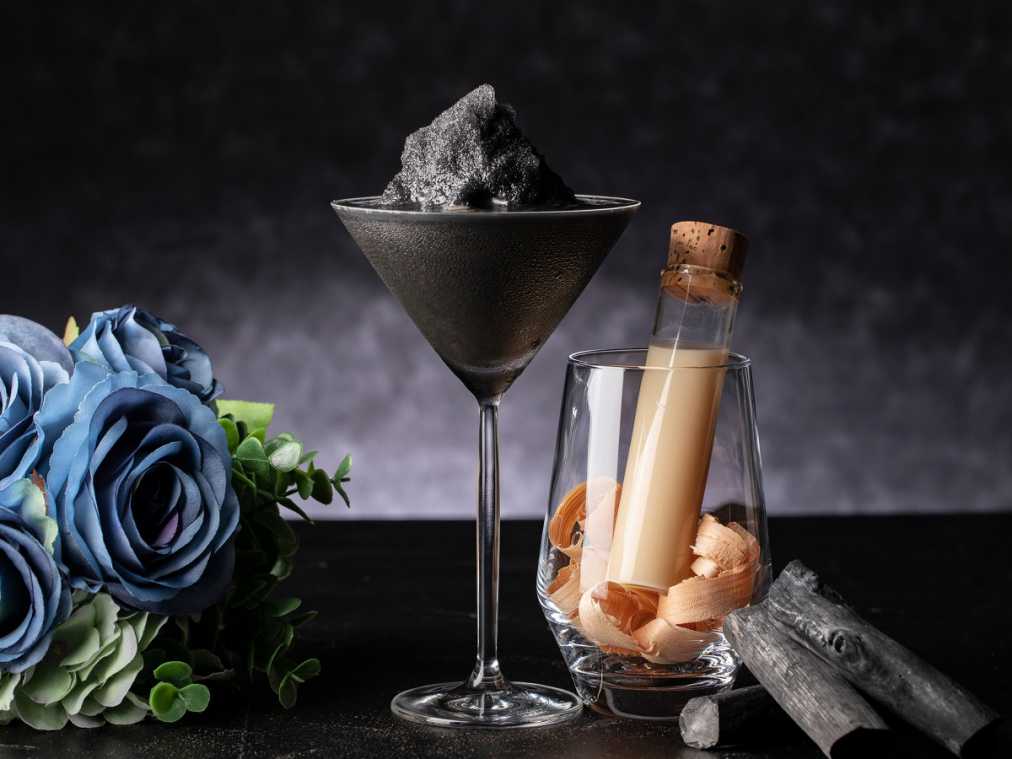 どちらが好み？ホテルオリジナル夏の恒例「大人のカキ氷」@ストリングスホテル東京インターコンチネンタル