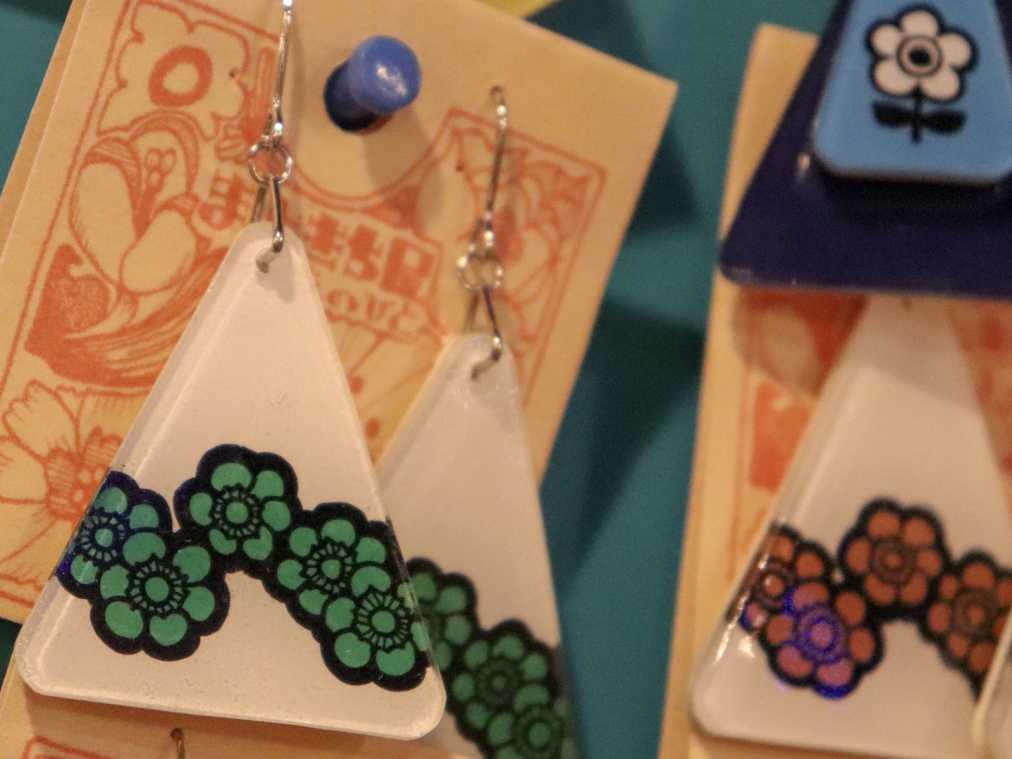 「まよきち屋」のピアス　1620円〜