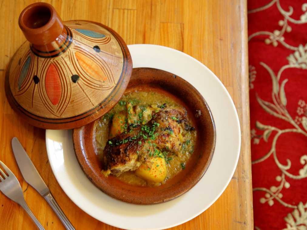 エキゾチックな空間に迷い込む！モロッコ料理でプチトリップ気分