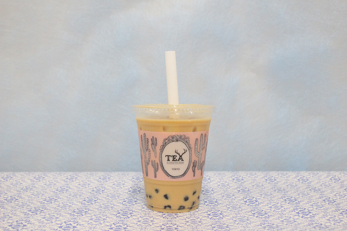 「ボバ アルフレッドミルクティー（ICED）」580円