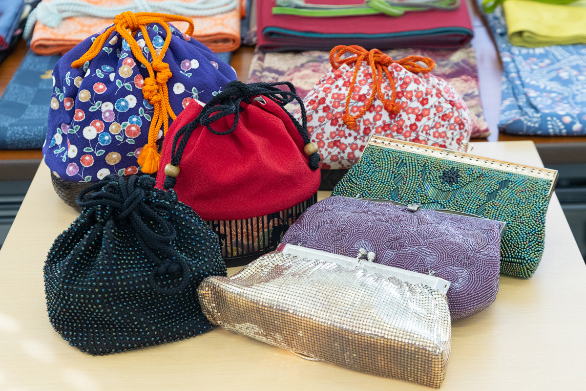 着物に合わせて小物を選ぶのも楽しい