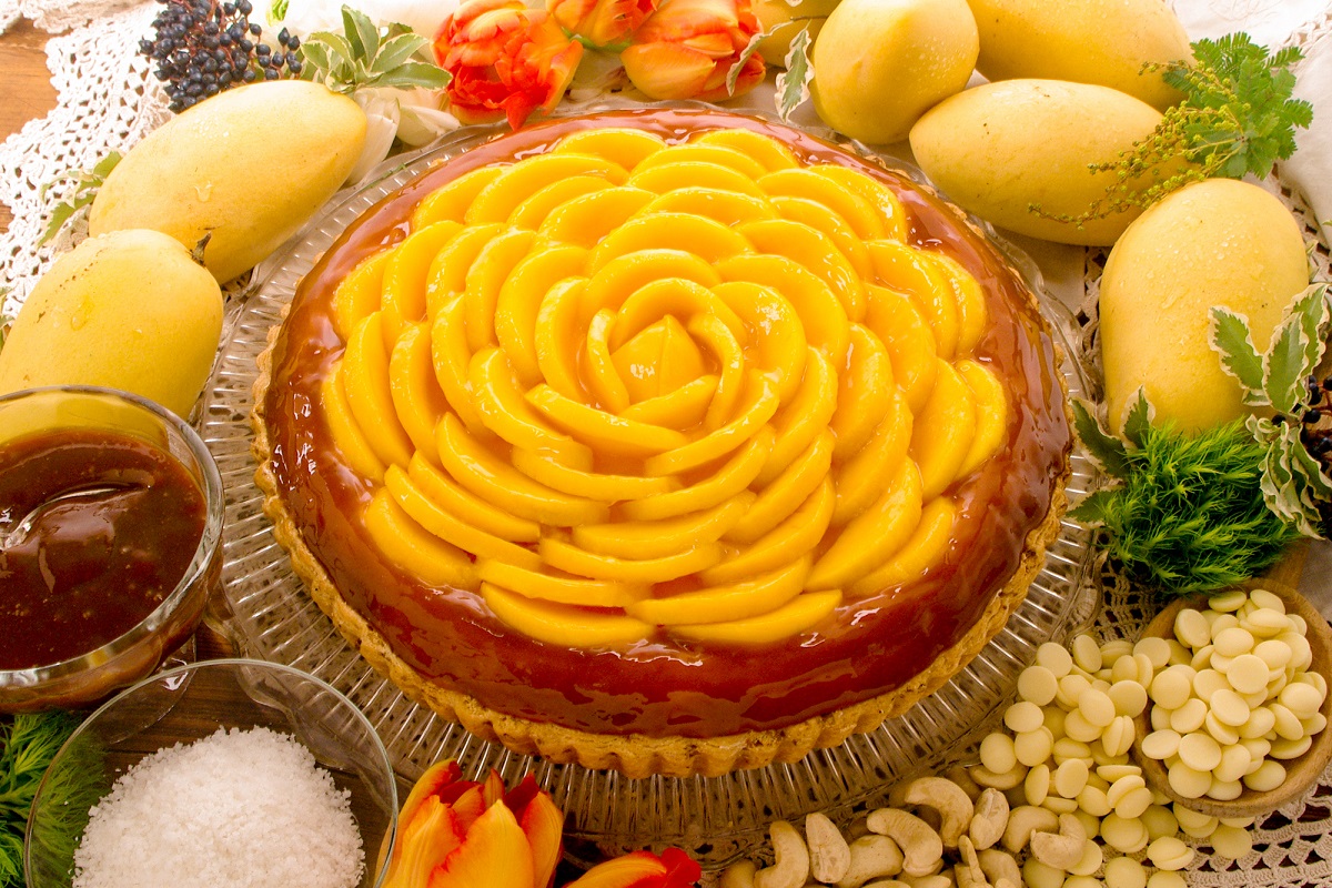 「マンゴーとキャラメルサレのタルト」piece662円/whole(25cm)6264円