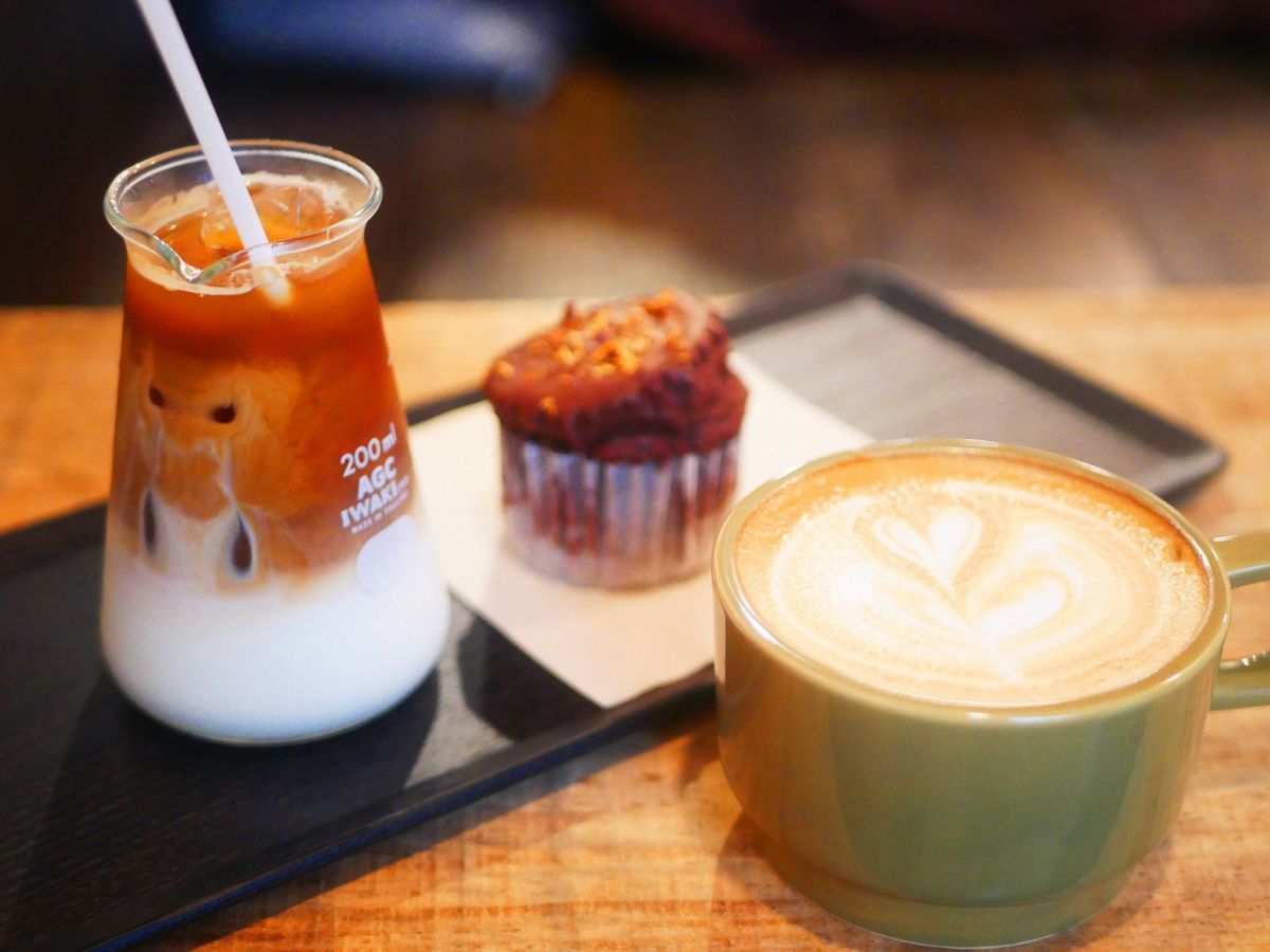 カフェで「山中漆器」を製作中！大聖寺にある築80年のレトロ町家カフェ