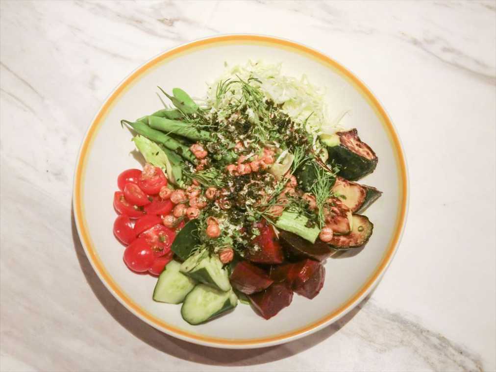 チョップサラダ1836円