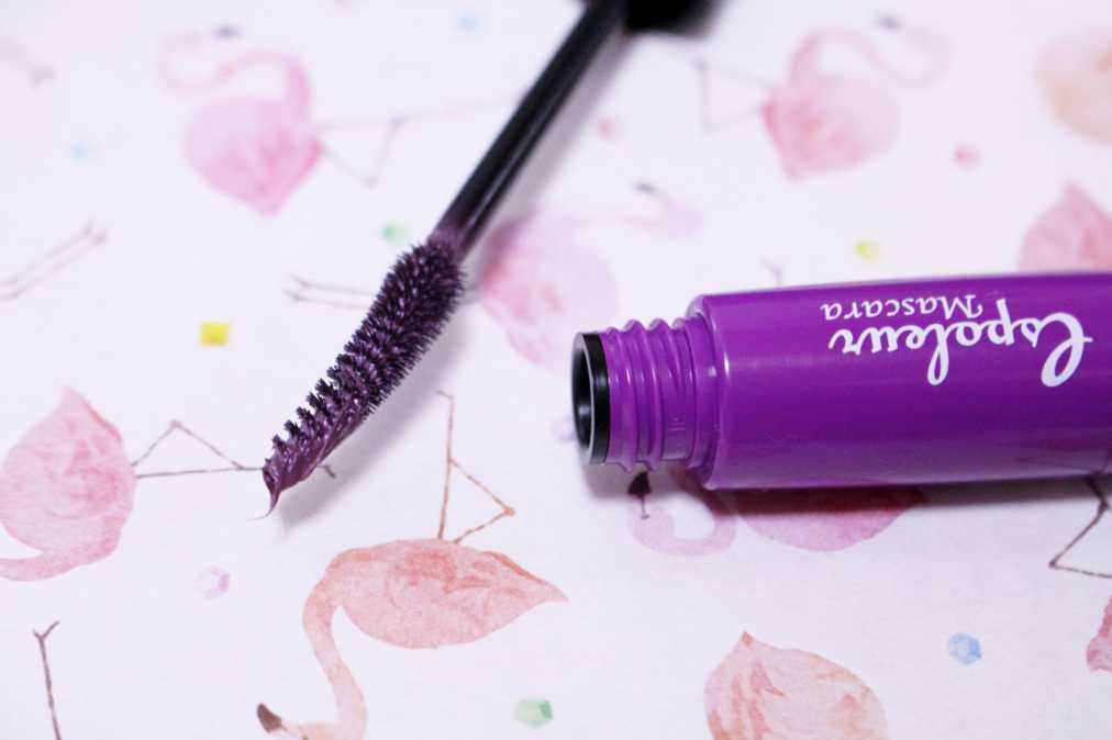 エスポルールカラーマスカラ　216円