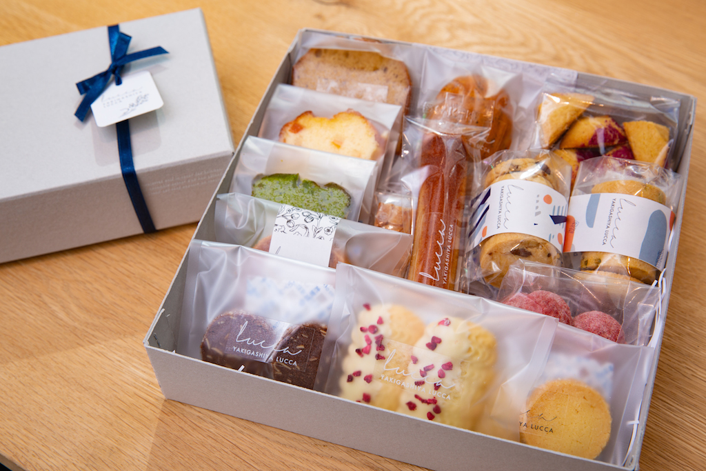 Lucca Box　左から小1500円、大3500円