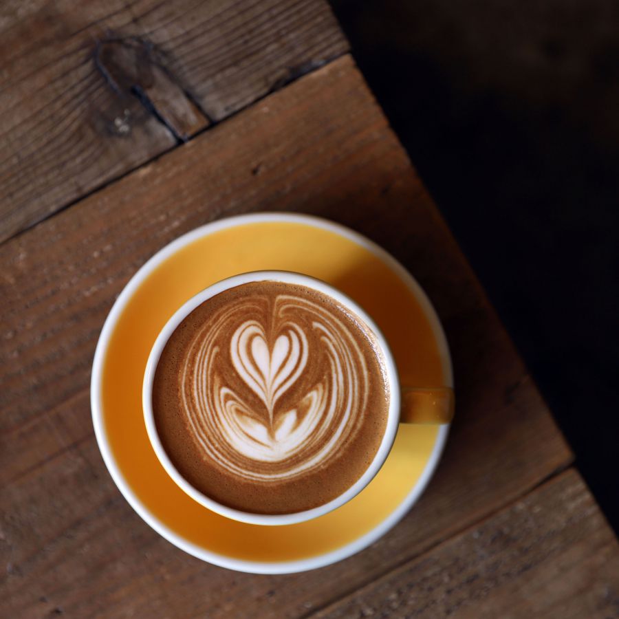 カフェラテ（HOT/ICED）520円