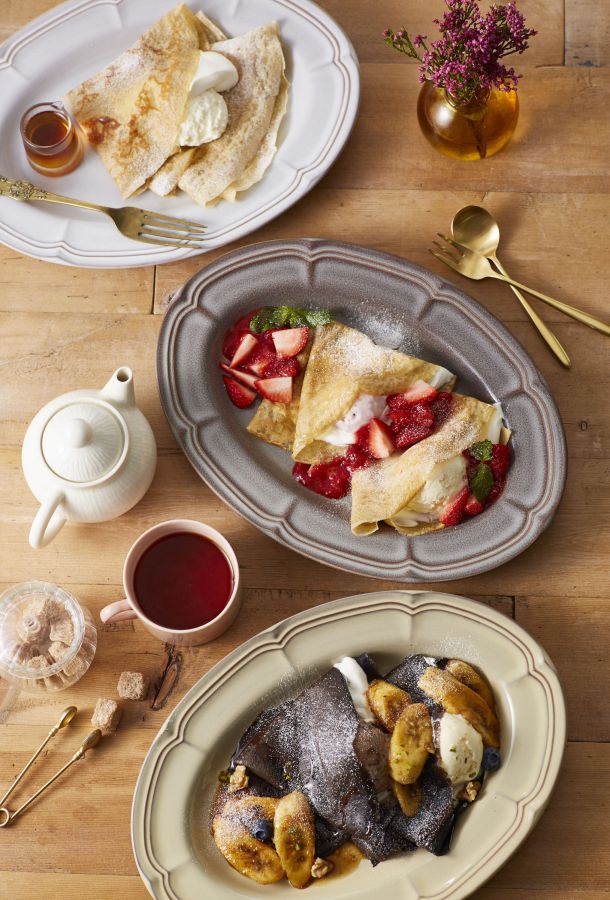 上からライ麦のクレープ レス788円、フランソワーズ1166円、キャラメルバナーヌ1058円