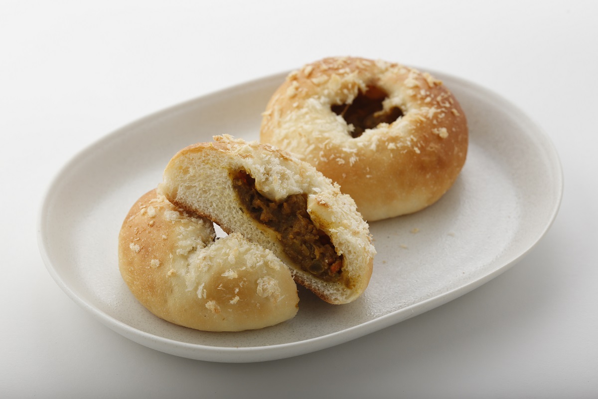 東京あげパン「大人の辛口焼きカレー」194円/1個