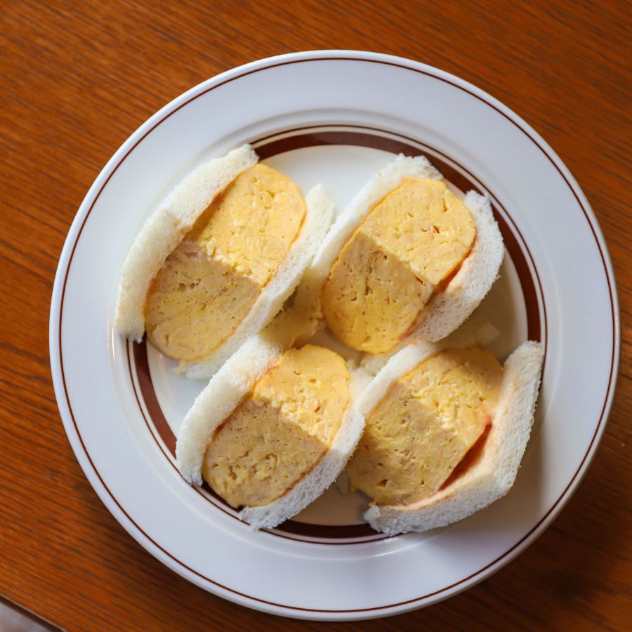 厚焼き玉子サンド（珈琲or紅茶付）1080円（税別）※11～13時は、ランチ中のため、注文不可