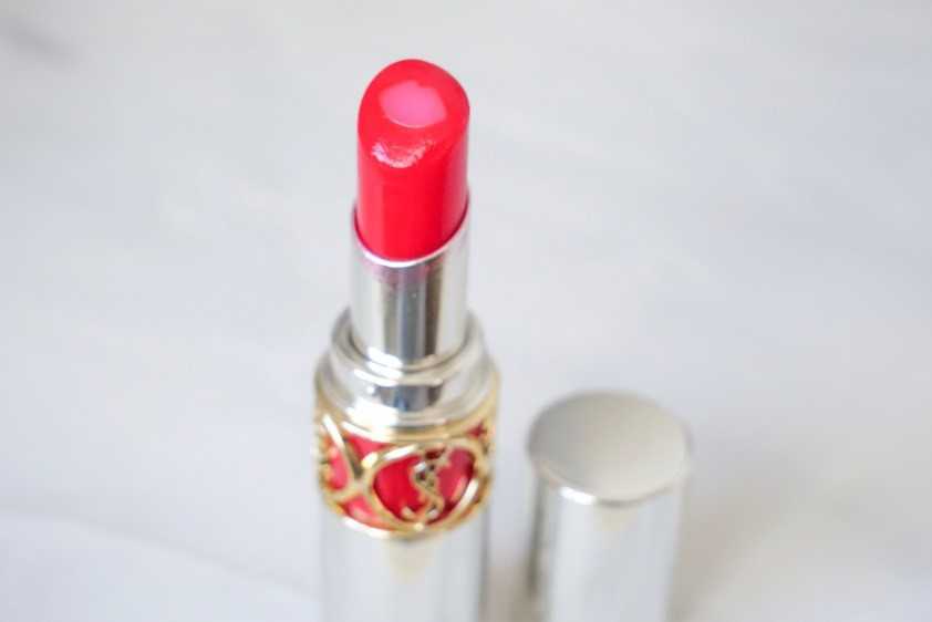 イヴ・サンローラン/ヴォリュプテ ティントインバーム ¥4,300（税抜）