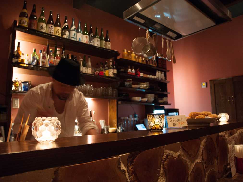 日光のモダンな大人カフェバーでみつけた、絶品ふわとろオムライス