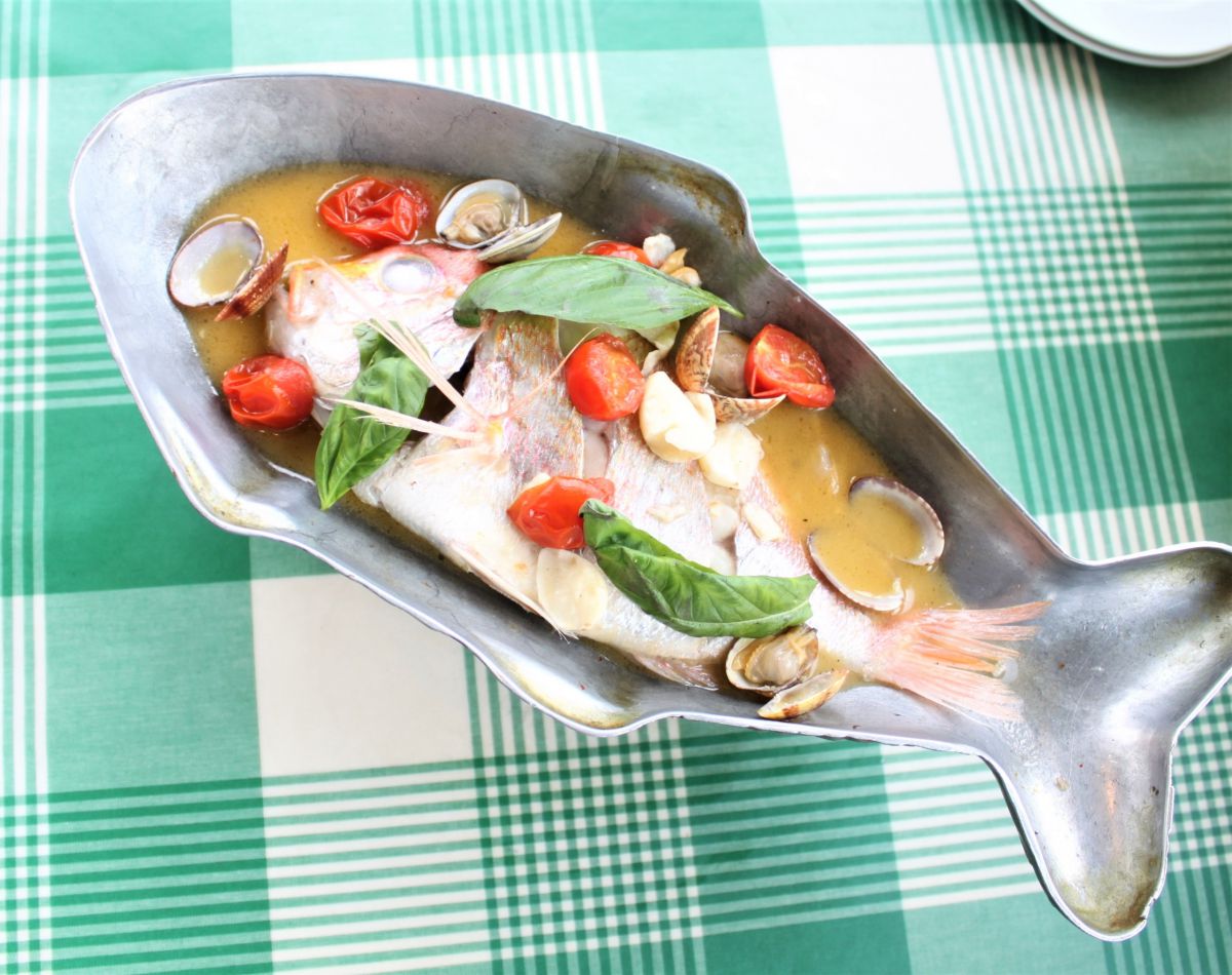 連子鯛のアクアパッツァ　2700円