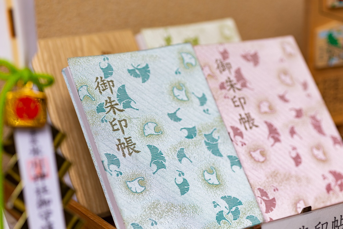 「御朱印帳」1200円